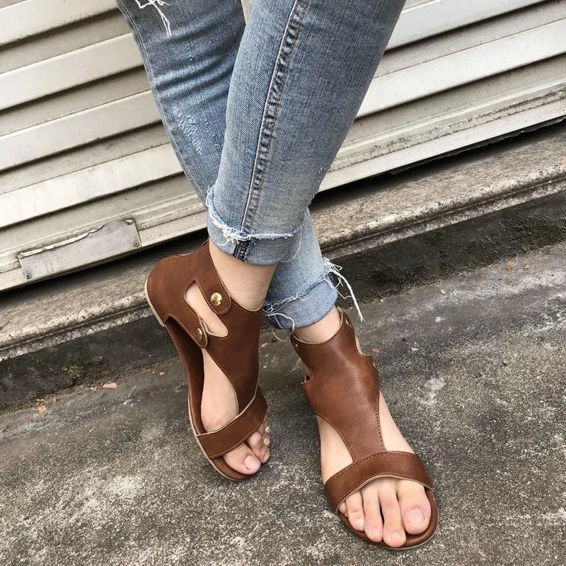 Chicvane Hollow Out Studded Zipper Closure Flat Sandals