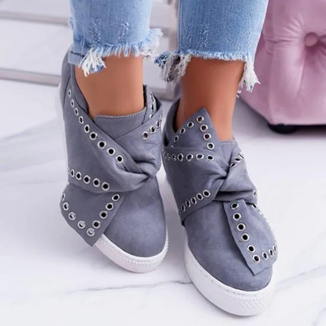 Chicvane New Color Block Elastic Band Studded With Rings Low Top Slip-On Canvas Shoes
