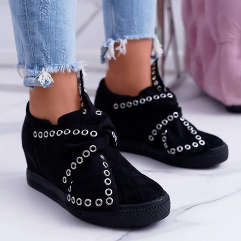 Chicvane New Color Block Elastic Band Studded With Rings Low Top Slip-On Canvas Shoes
