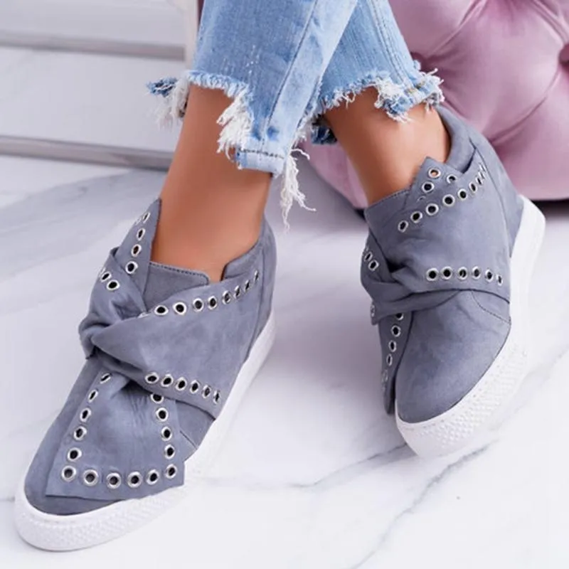 Chicvane New Color Block Elastic Band Studded With Rings Low Top Slip-On Canvas Shoes