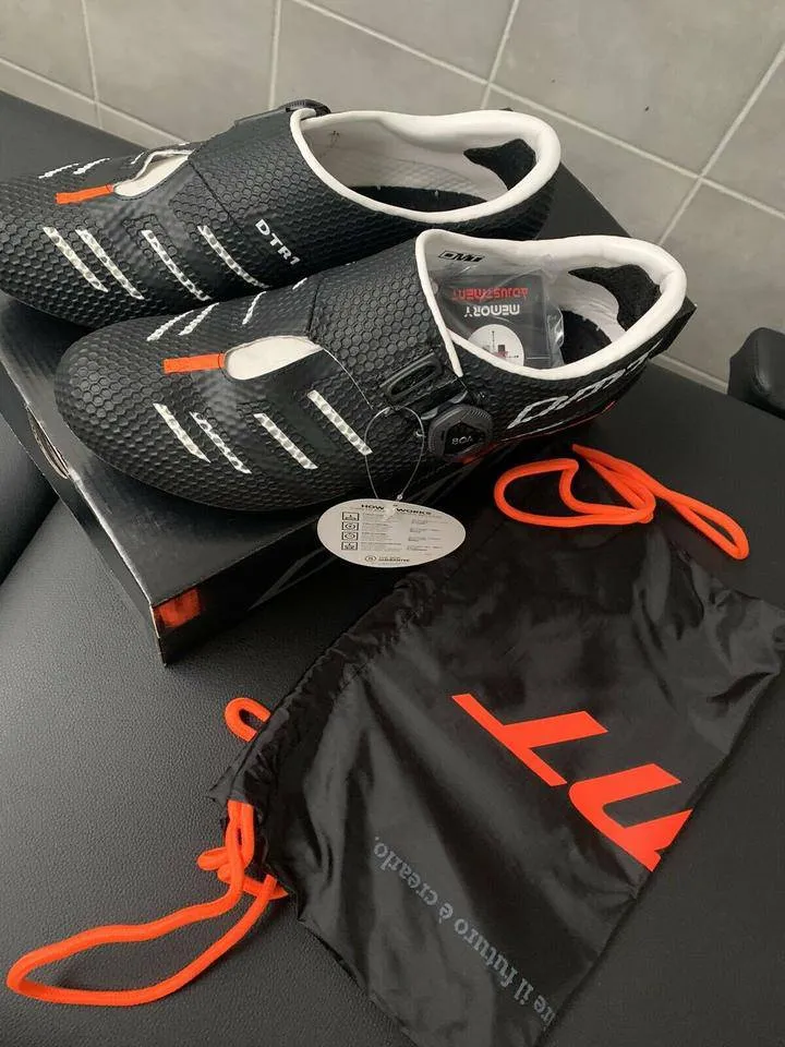 DMT Triathlon Shoes | DTR1
